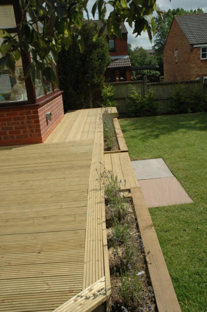 decking-and-plants