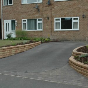 tarmac-drive-with-croftstone-walling1